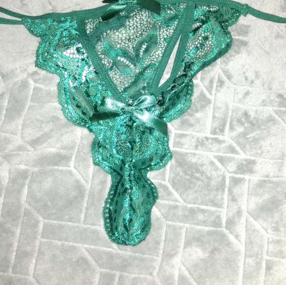 Miarhb woman's LG eyelash lace nighty - Picture 5 of 6